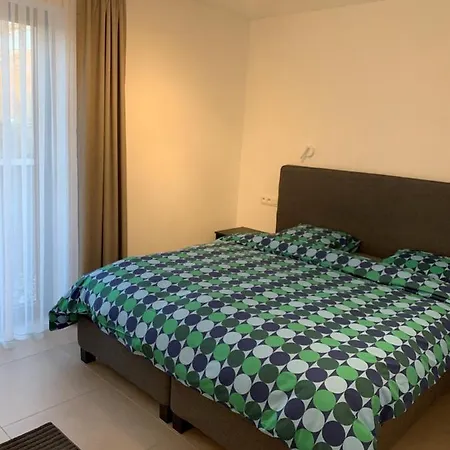 Latavola Appartement *